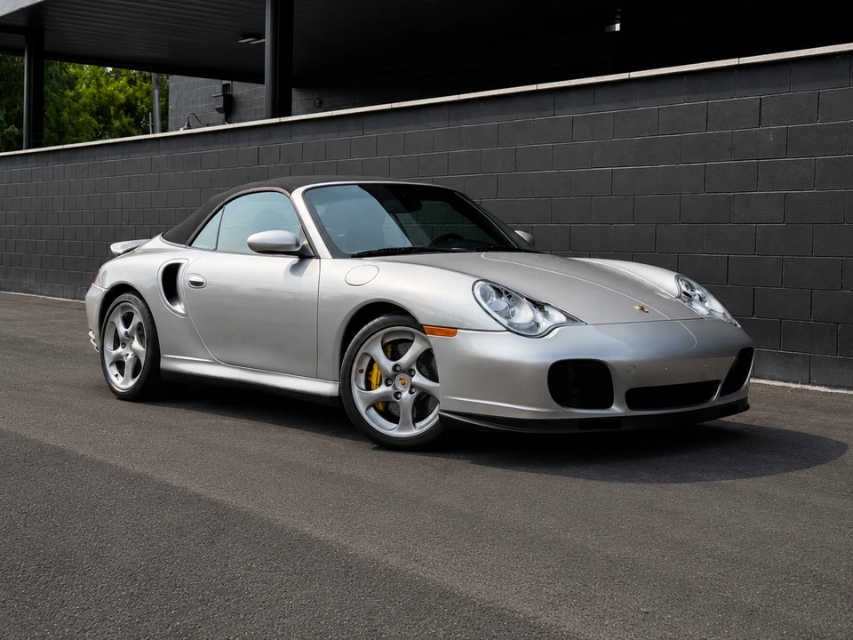 2005 Porsche 996 Turbo - Image 16 of 31