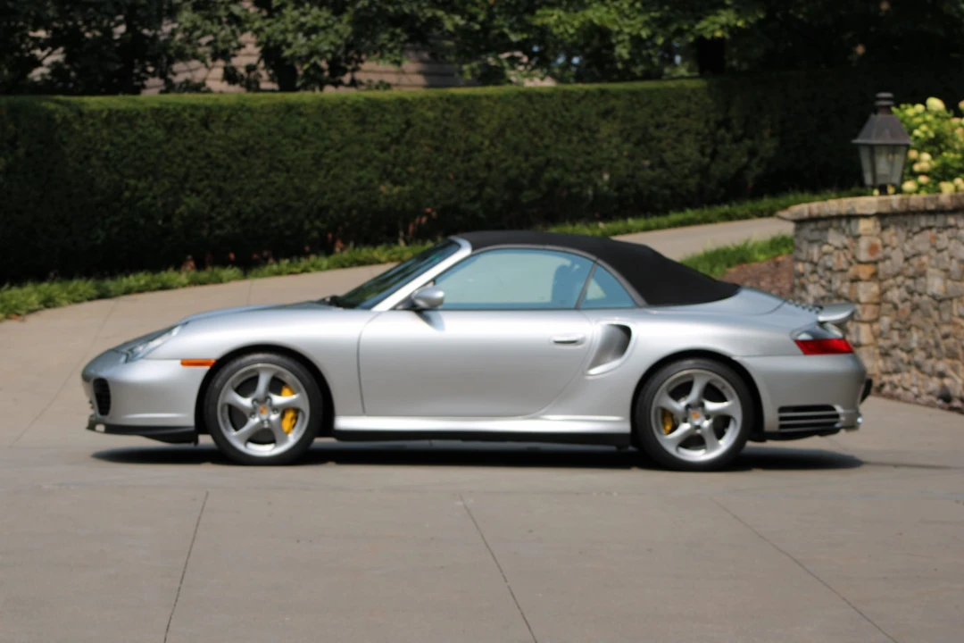 2005 Porsche 996 Turbo - Image 30 of 31