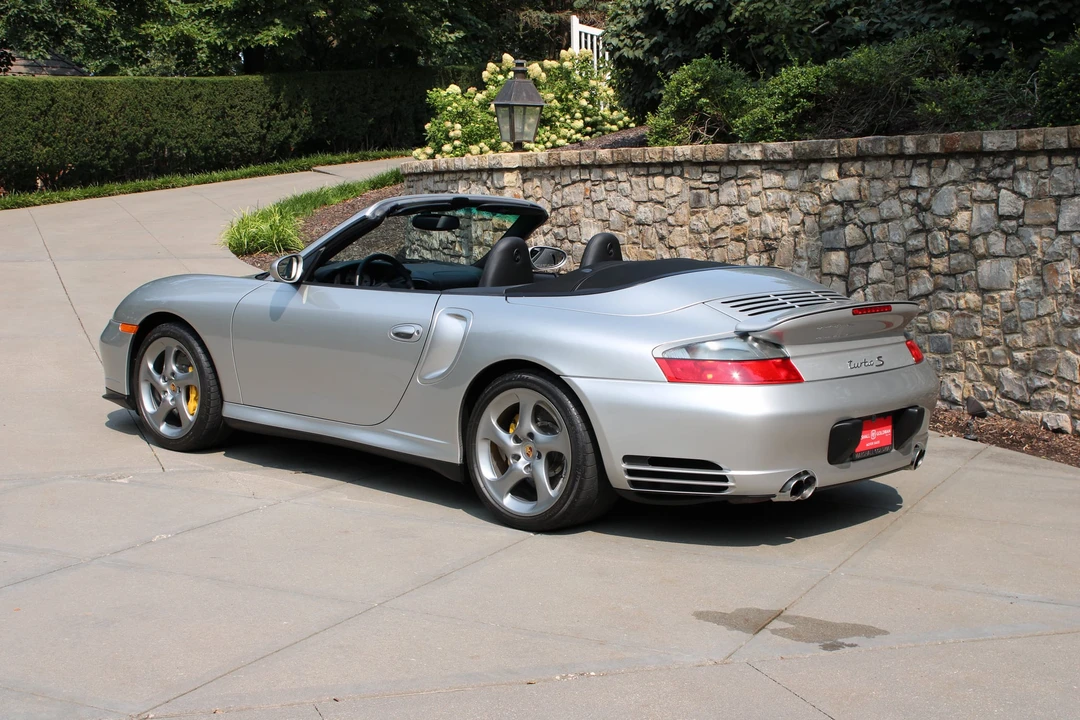 2005 Porsche 996 Turbo - Image 15 of 31