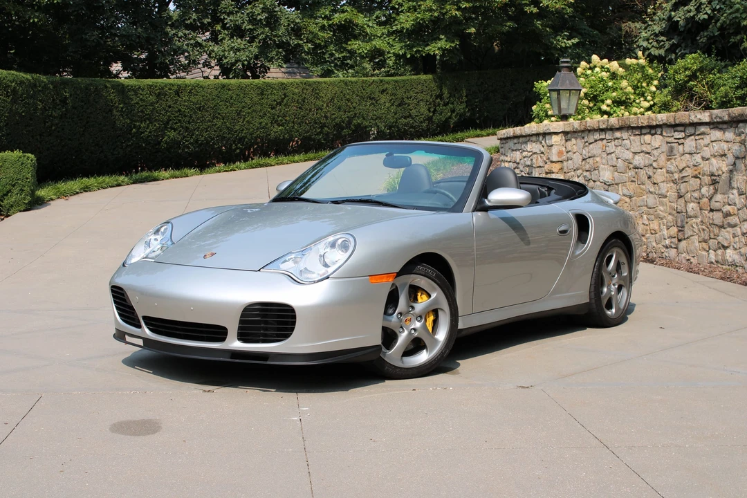 2005 Porsche 996 Turbo - Image 9 of 31