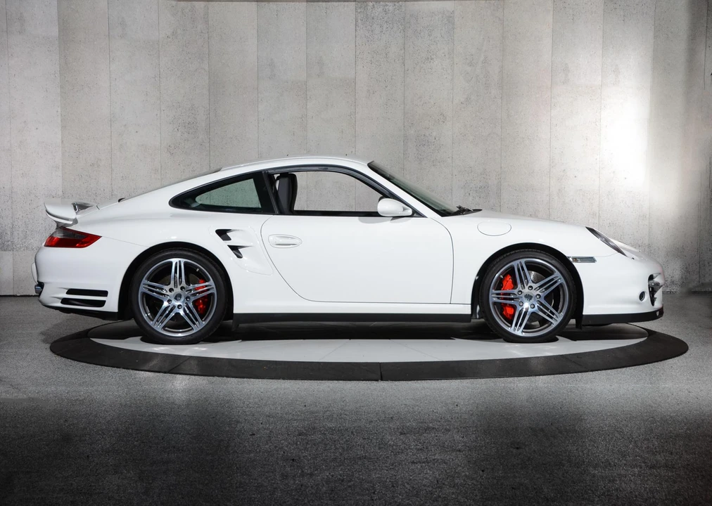 2007 Porsche 997 Turbo - Image 9 of 31