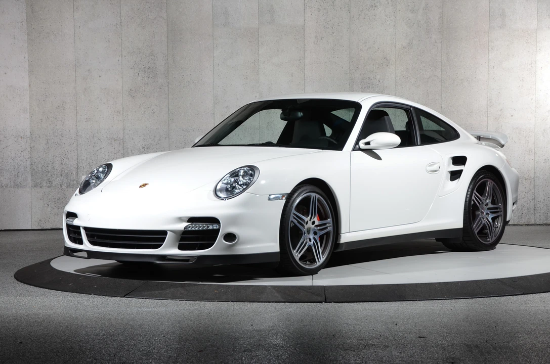 2007 Porsche 997 Turbo - Image 2 of 31