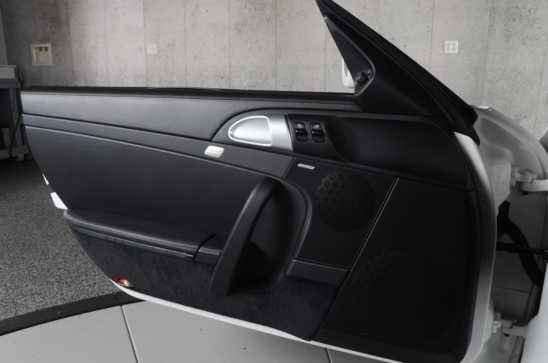 2007 Porsche 997 Turbo - Image 28 of 31