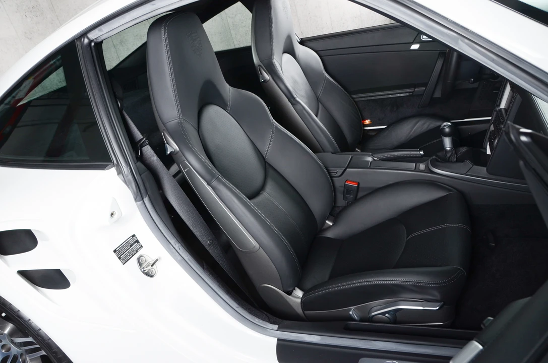 2007 Porsche 997 Turbo - Image 30 of 31