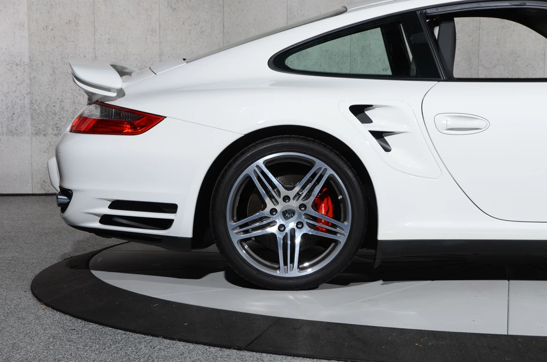 2007 Porsche 997 Turbo - Image 23 of 31