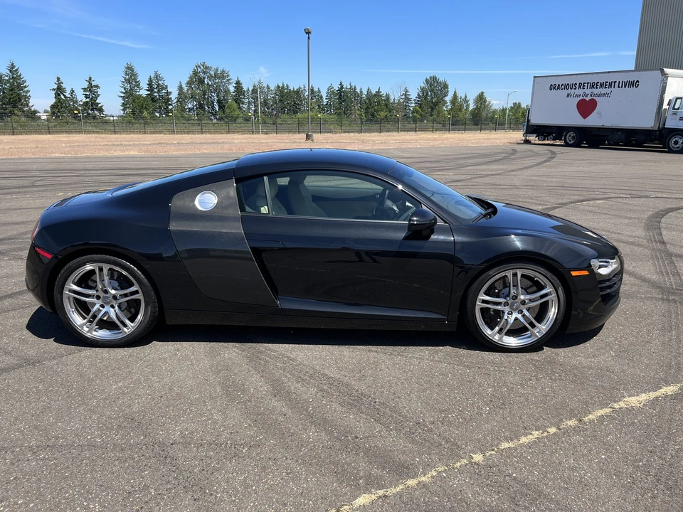 2009 Audi 42 R8 - Image 28 of 31
