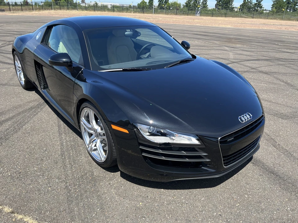 2009 Audi 42 R8 - Image 2 of 31