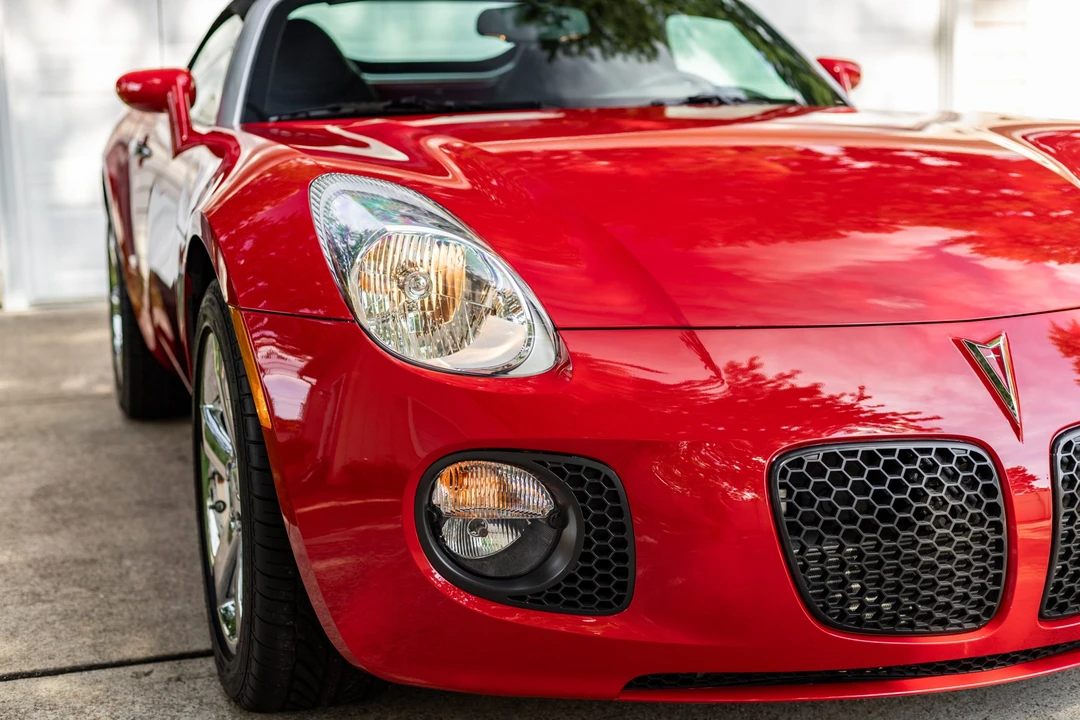 2009 Pontiac Solstice GXP - Image 10 of 31