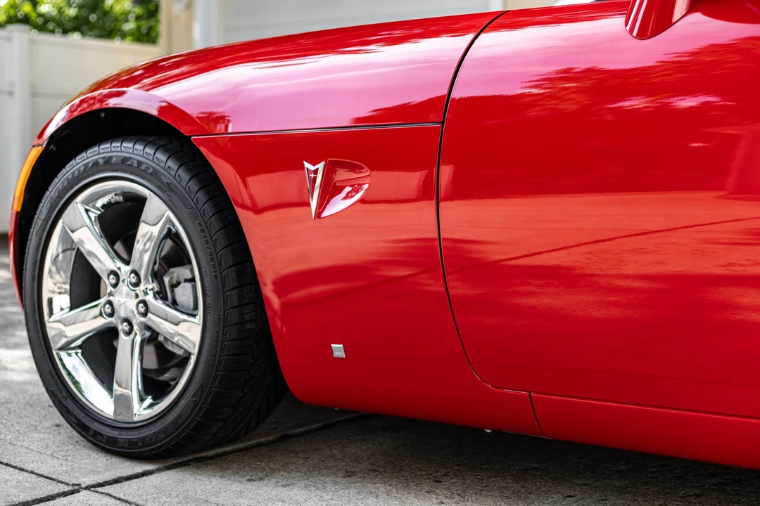 2009 Pontiac Solstice GXP - Image 18 of 31