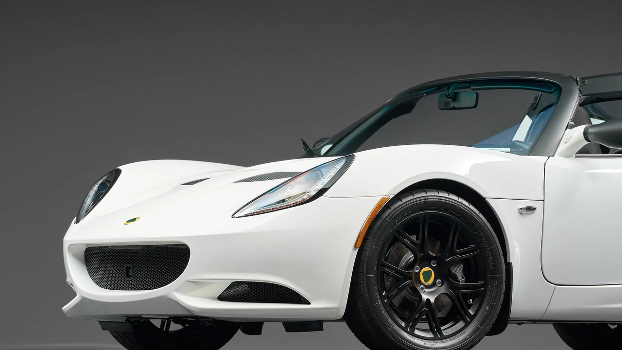 2011 Lotus Elise Series 3 - Image 18 of 31