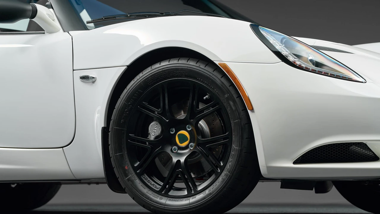 2011 Lotus Elise Series 3 - Image 19 of 31