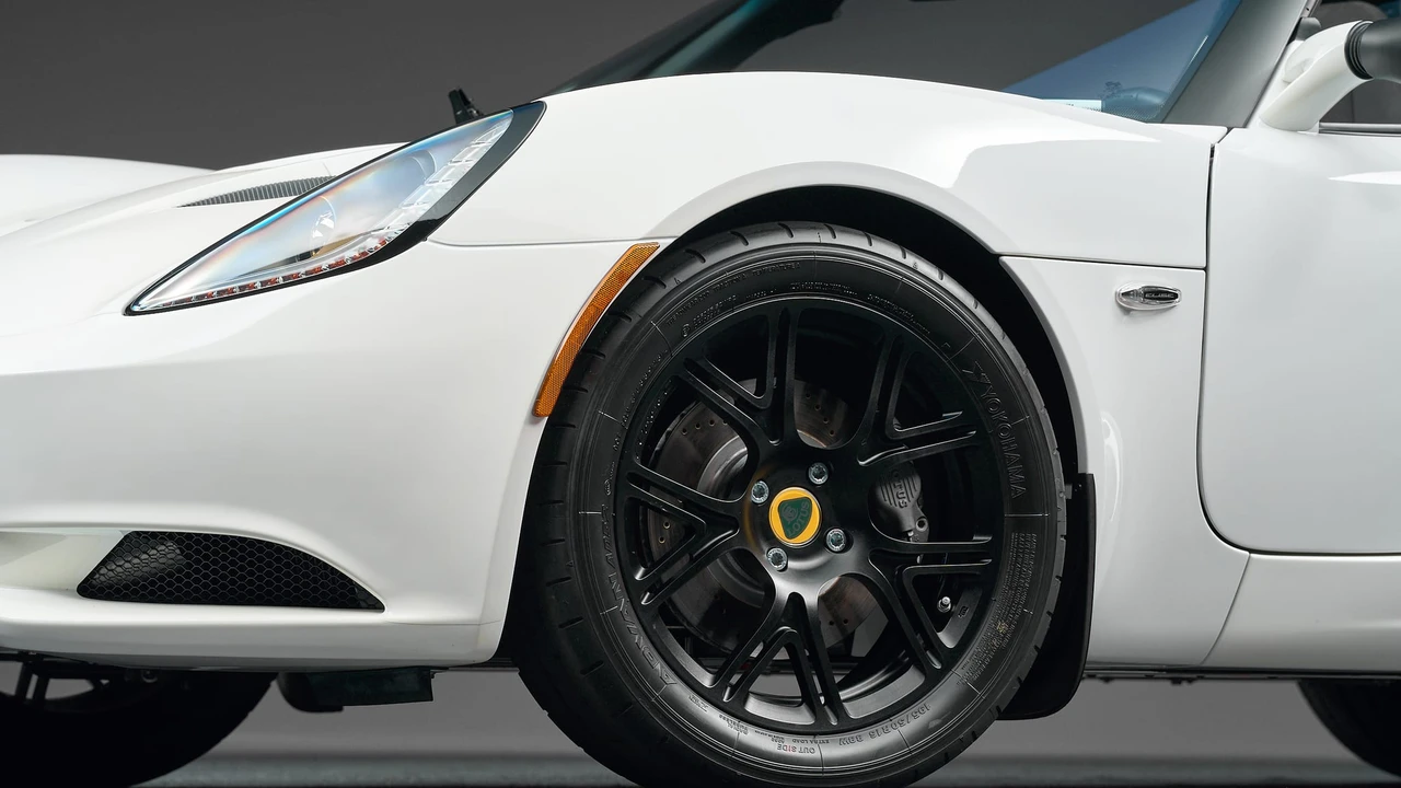 2011 Lotus Elise Series 3 - Image 20 of 31