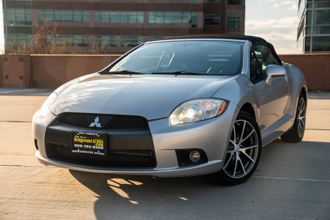 2012 Mitsubishi Eclipse 4th Gen - Image 3 of 31