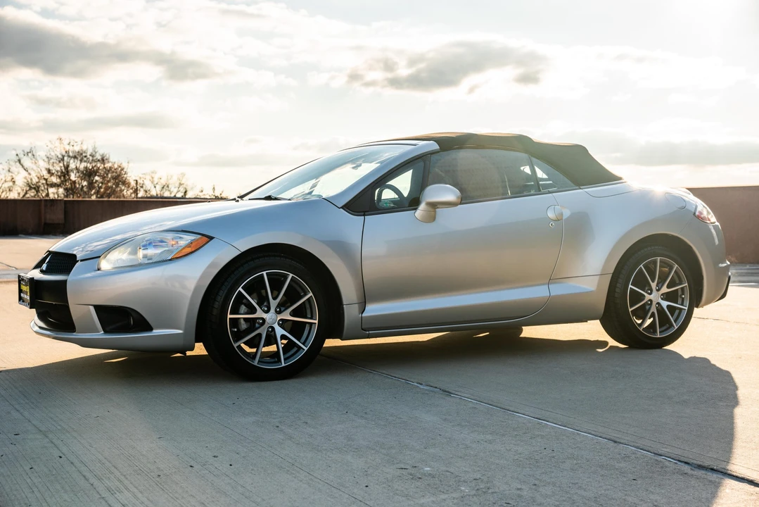 2012 Mitsubishi Eclipse 4th Gen - Image 7 of 31