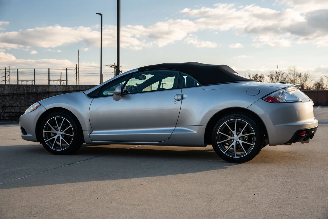 2012 Mitsubishi Eclipse 4th Gen - Image 10 of 31