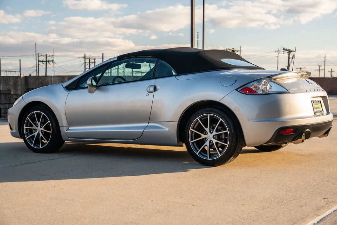 2012 Mitsubishi Eclipse 4th Gen - Image 11 of 31
