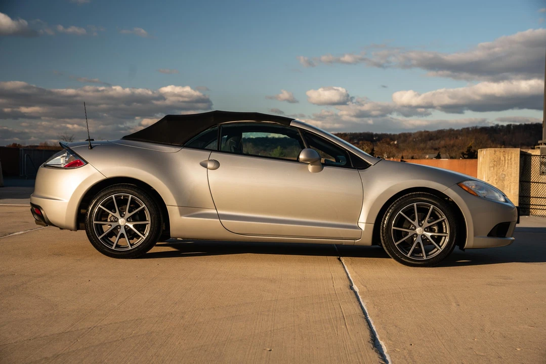 2012 Mitsubishi Eclipse 4th Gen - Image 23 of 31