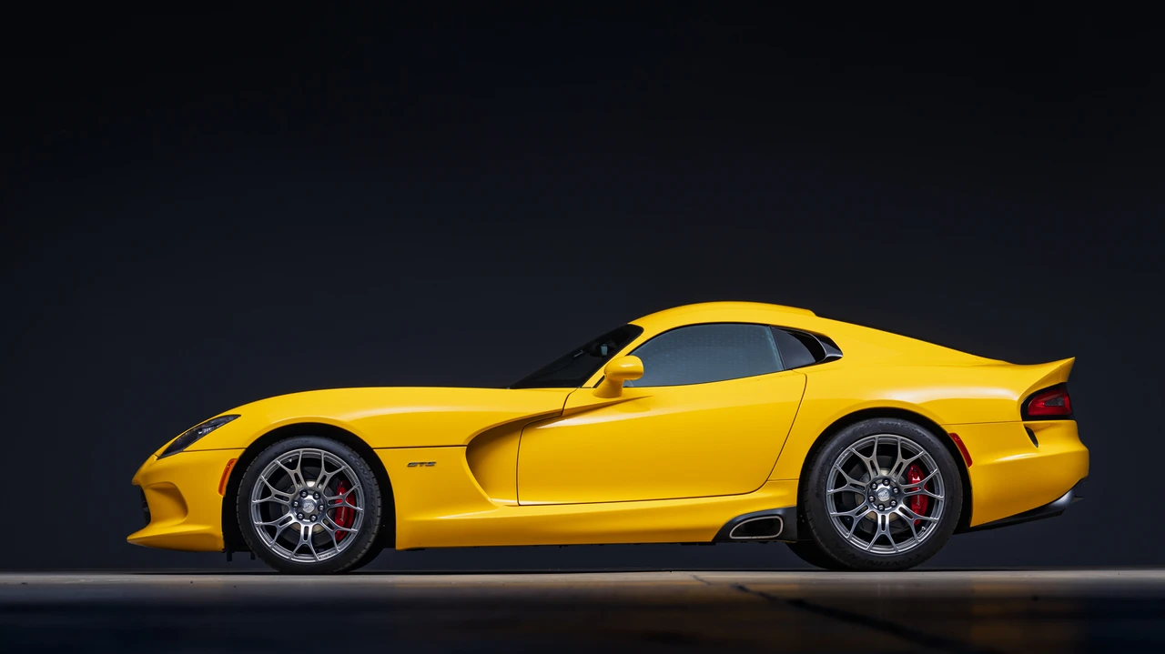 2013 Dodge Viper 5th Gen - Image 14 of 31