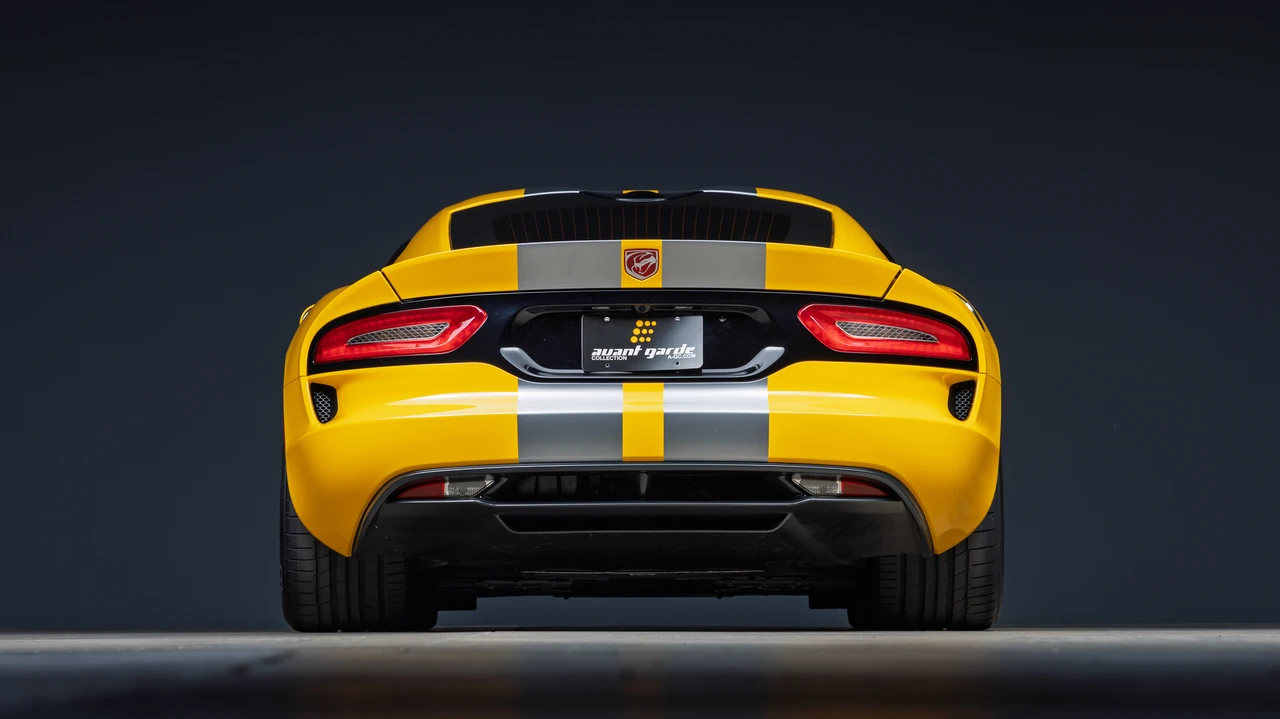 2013 Dodge Viper 5th Gen - Image 16 of 31