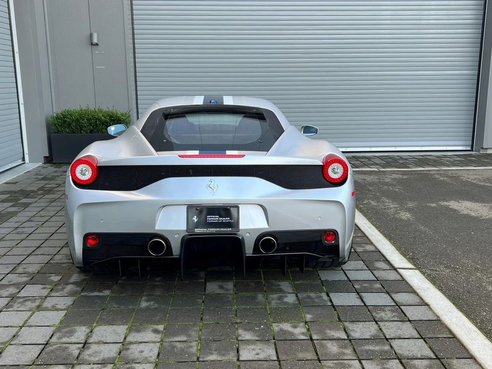 2014 Ferrari 458 Speciale - Image 4 of 31