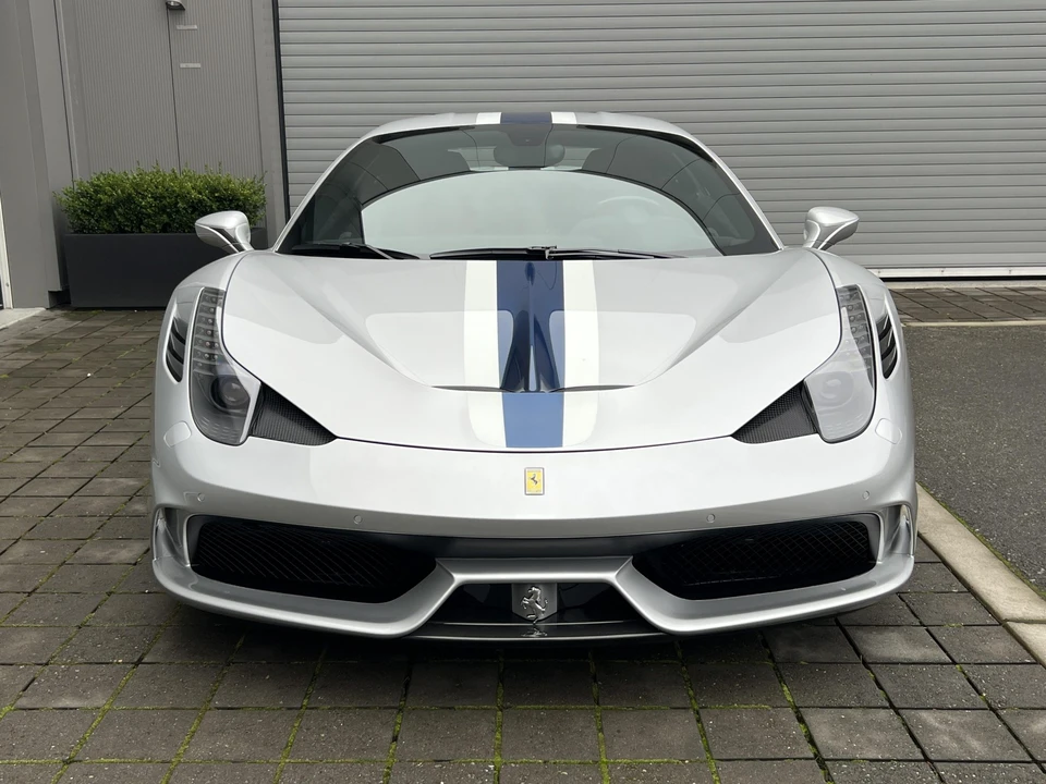 2014 Ferrari 458 Speciale - Image 11 of 31