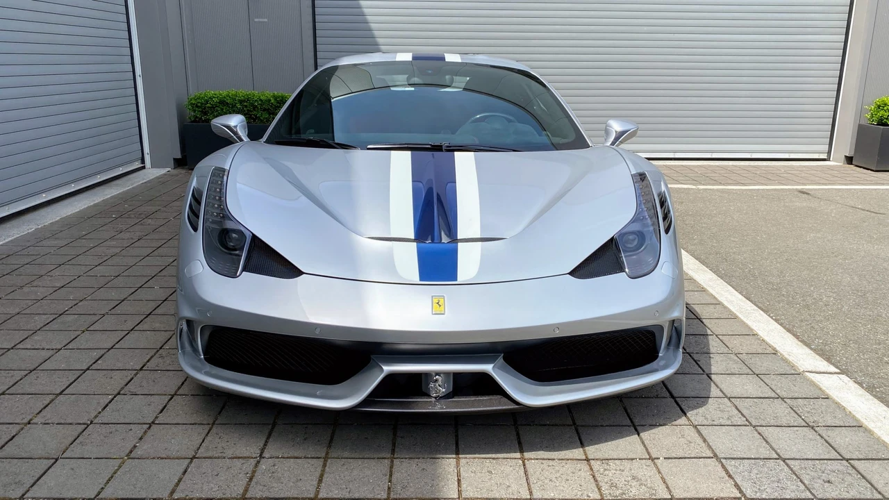 2014 Ferrari 458 Speciale - Image 10 of 31