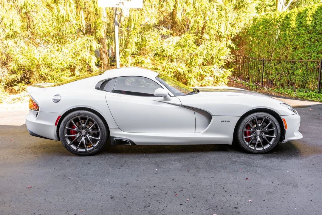 2014 Dodge Viper 5th Gen - Image 8 of 31