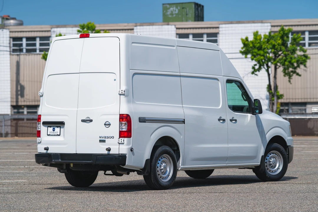 2015 Nissan NV2500 - Image 12 of 31