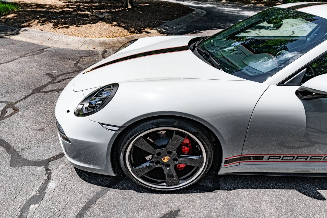 2016 Porsche 991 Carrera - Image 28 of 31