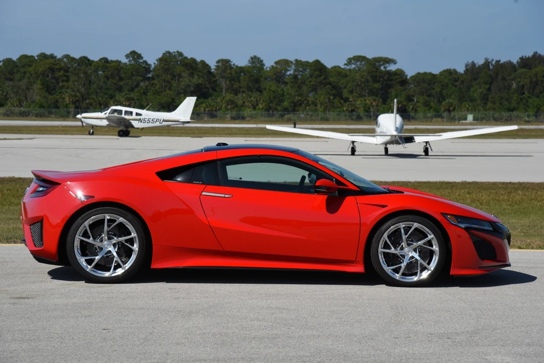 2017 Acura NC1 NSX - Image 14 of 31