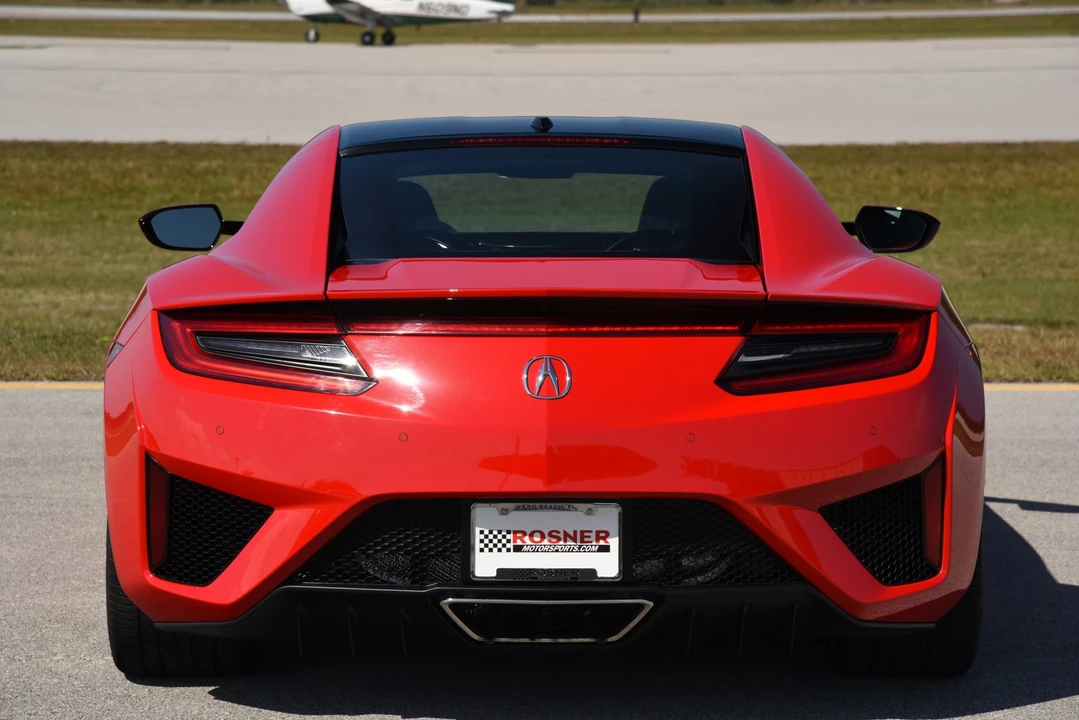 2017 Acura NC1 NSX - Image 10 of 31