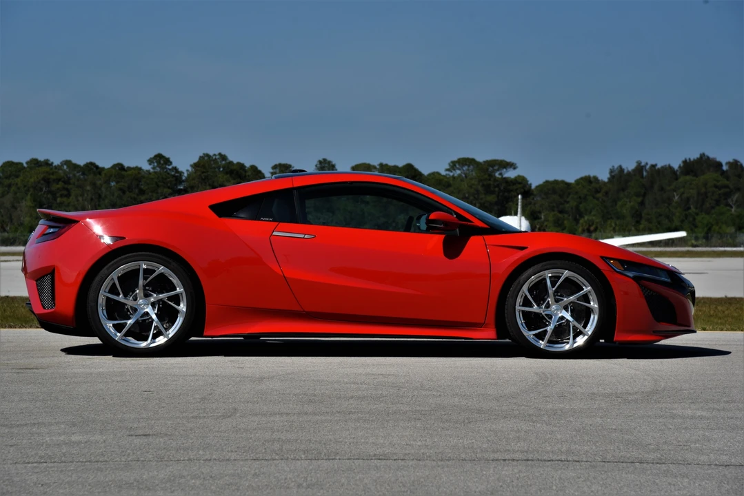 2017 Acura NC1 NSX - Image 19 of 31