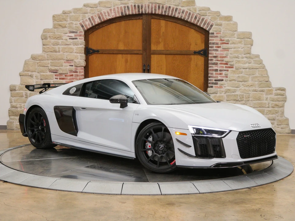 2018 Audi 4S R8 - Image 9 of 31