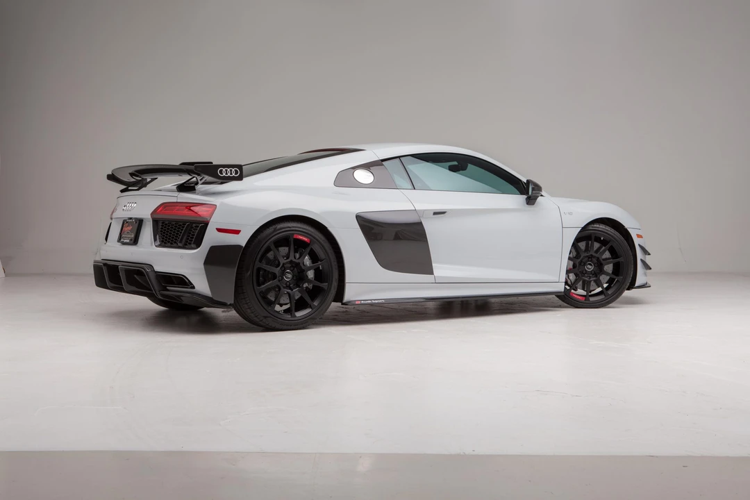 2018 Audi 4S R8 - Image 24 of 31