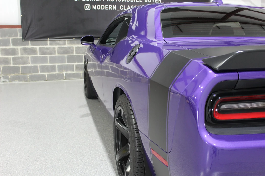 2019 Dodge Challenger SRT Hellcat 3rd Gen - Image 16 of 31