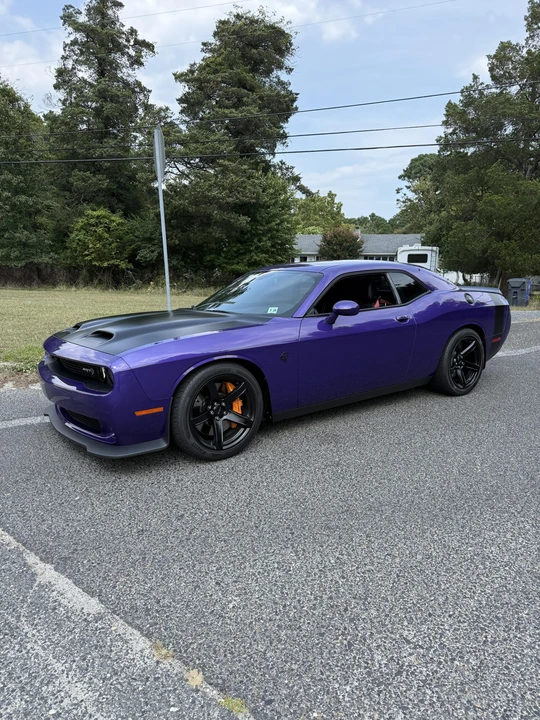 2019 Dodge Challenger SRT Hellcat 3rd Gen - Image 15 of 31