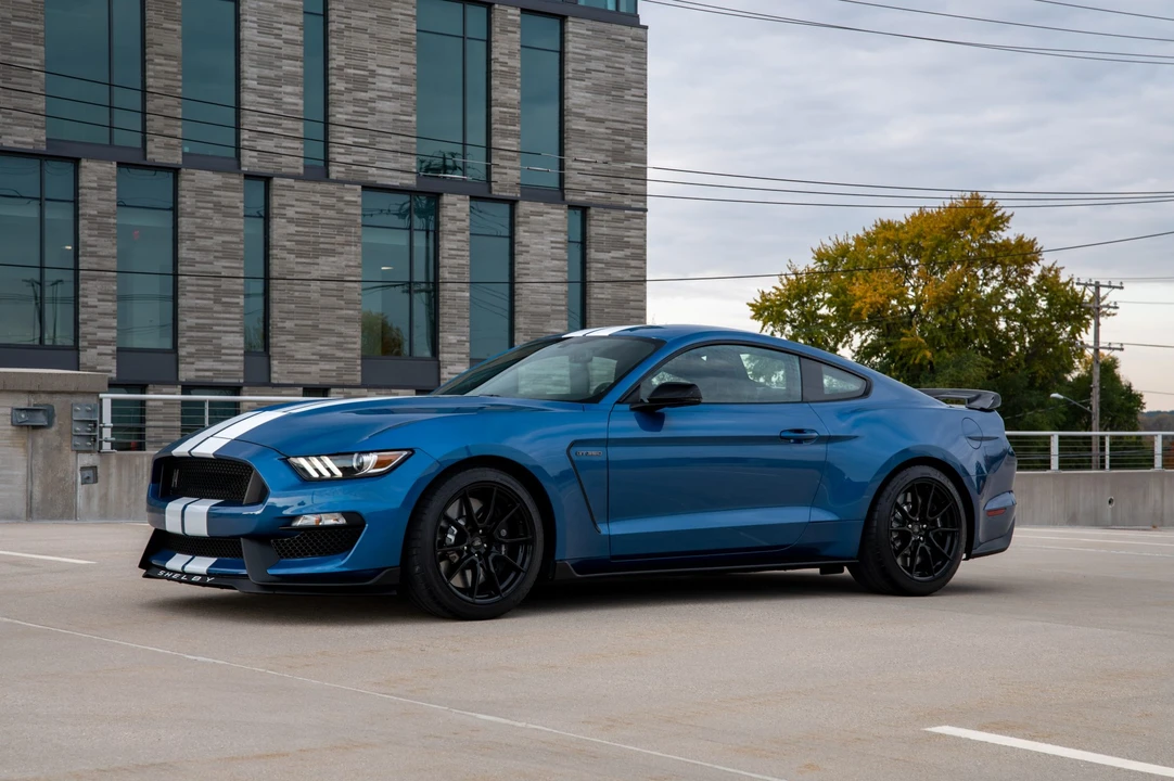 2019 Ford S550 Shelby Mustang GT350 - Image 2 of 31