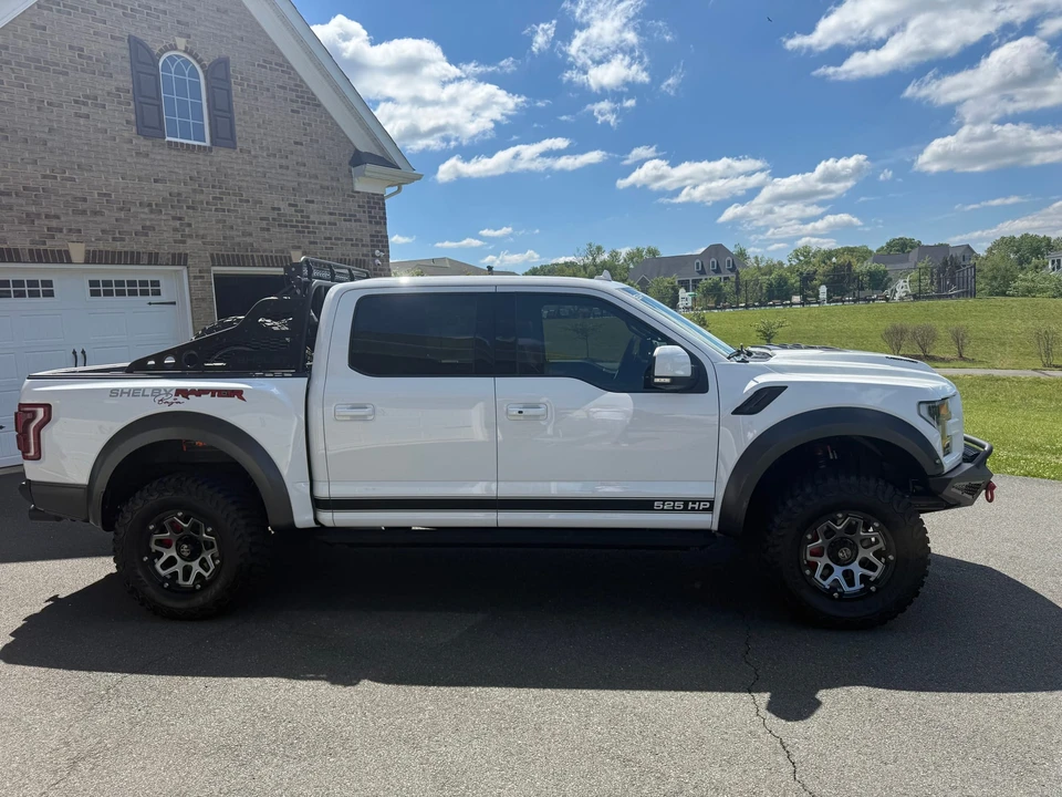 2020 Ford F-150 Raptor 13th Gen - Image 23 of 31