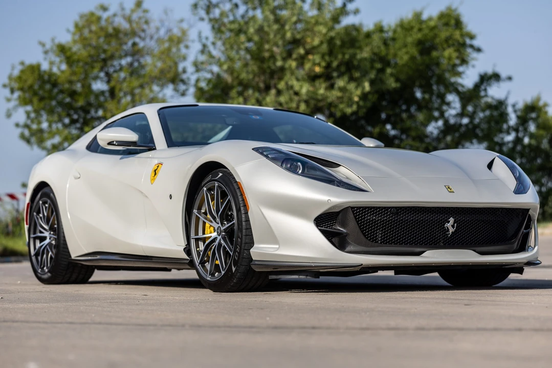 2021 Ferrari 812 GTS - Image 21 of 31