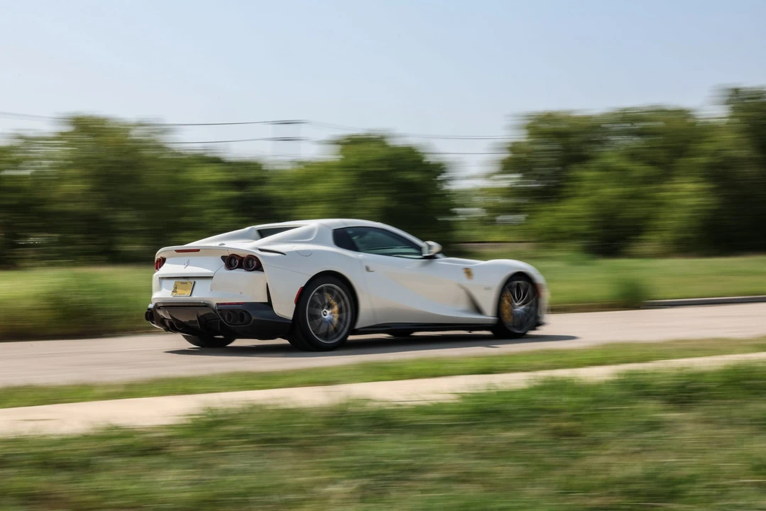 2021 Ferrari 812 GTS - Image 3 of 31