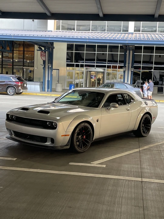 2023 Dodge Challenger SRT Hellcat 3rd Gen - Image 5 of 31