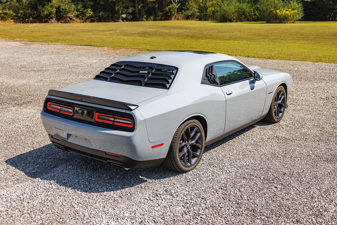 2022 Dodge Challenger 3rd Gen - Image 13 of 31