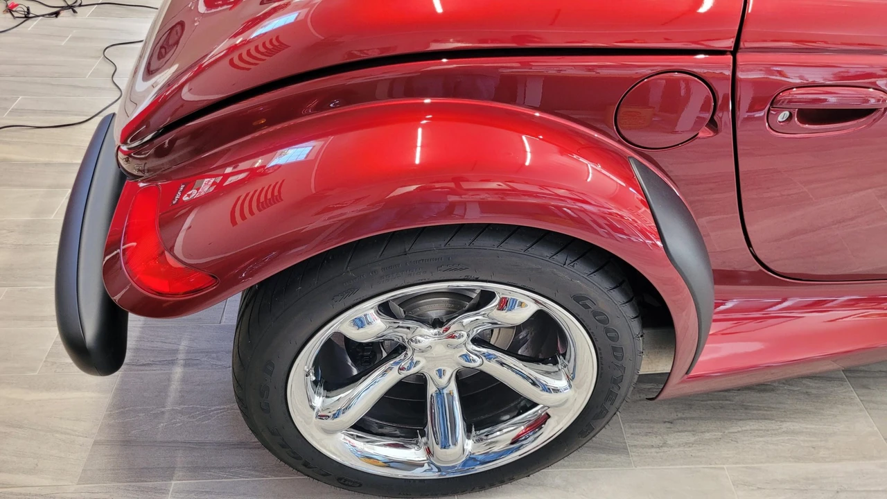 2002 Plymouth Prowler - Image 23 of 31