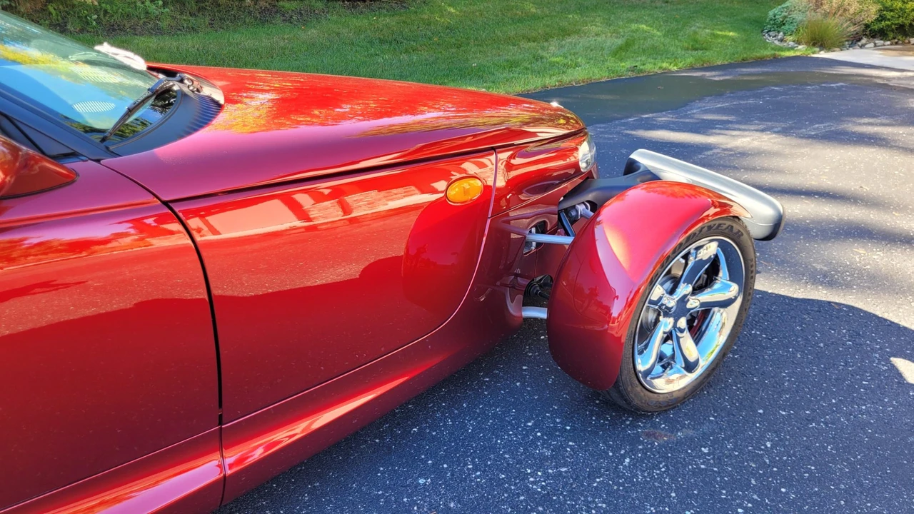 2002 Plymouth Prowler - Image 27 of 31
