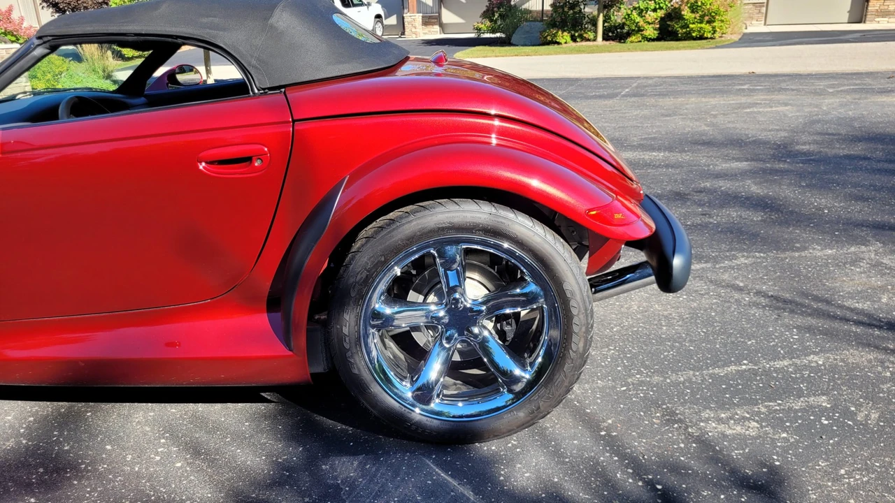 2002 Plymouth Prowler - Image 21 of 31