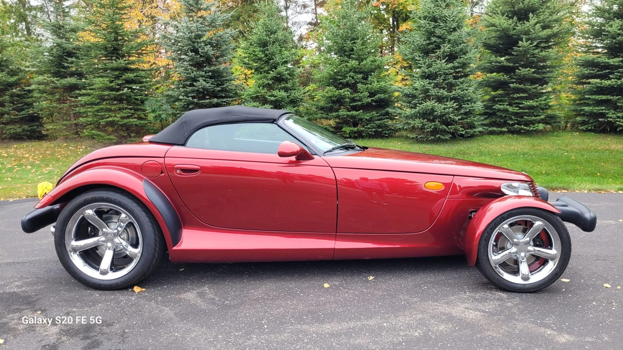 2002 Plymouth Prowler - Image 13 of 31