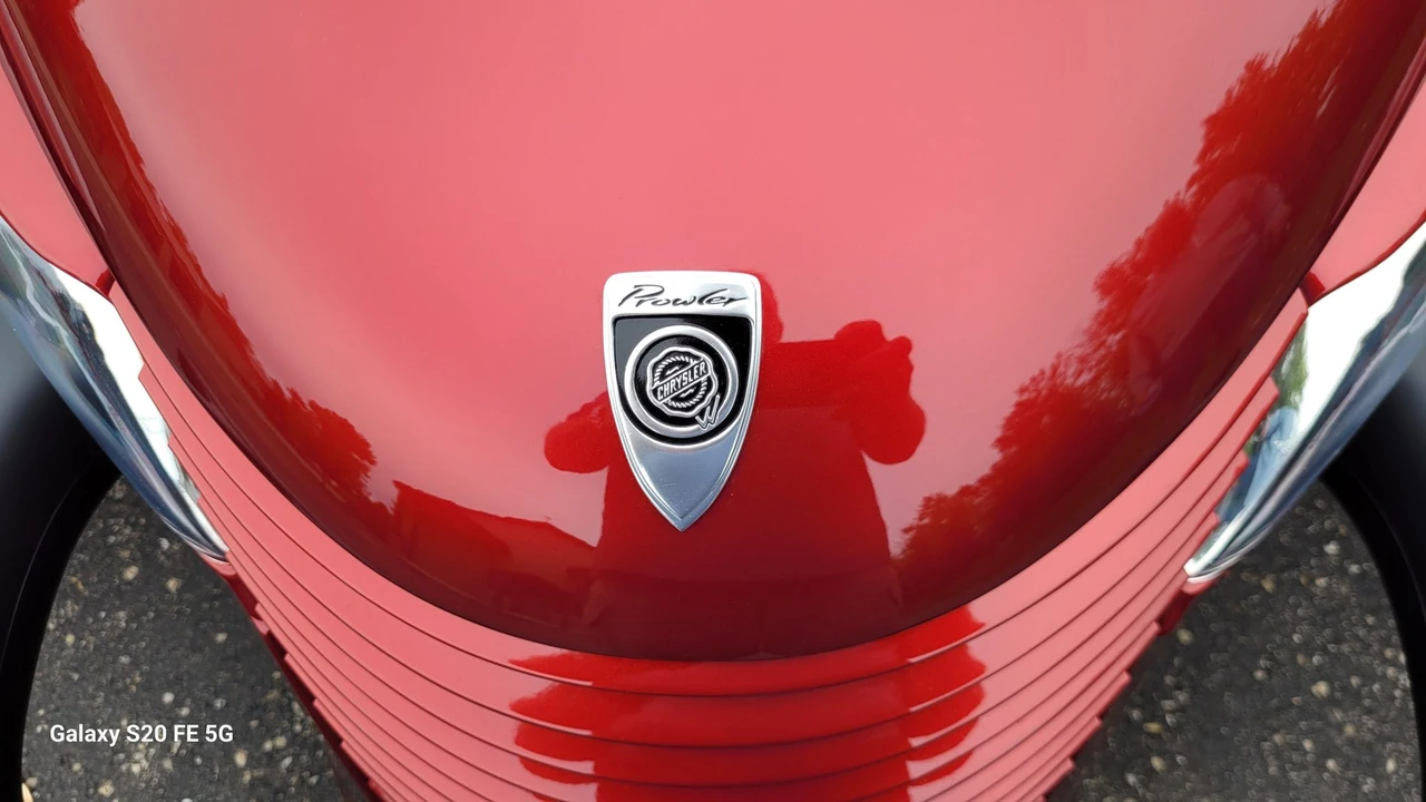 2002 Plymouth Prowler - Image 17 of 31
