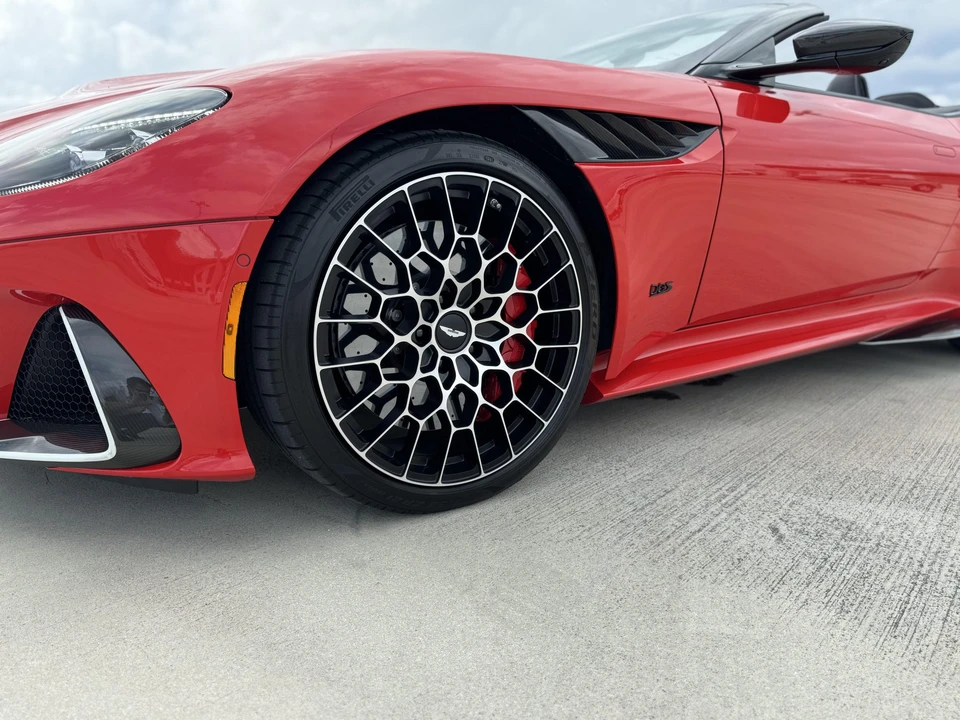 2023 Aston Martin DBS 770 Ultimate - Image 29 of 31