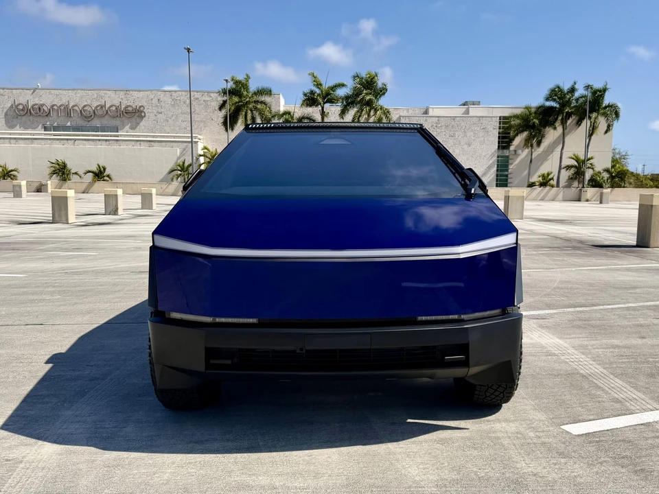 2024 Tesla Cybertruck - Image 22 of 31