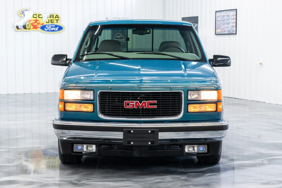 1997 GMC Sierra 1st Gen - Image 13 of 31